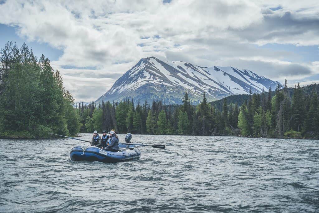 2-3 hour scenic rafting option on a fishing package