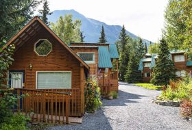 Enjoy a private cabin on a fishing package at drifters lodge.